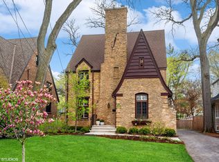 1509 Edgewood Ln, Winnetka, IL 60093