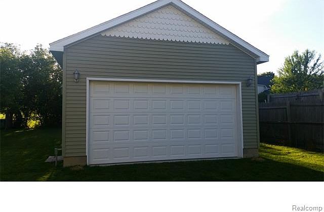 1st image of 131 Guanonocque St