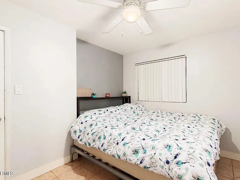 2711 W Carson Dr — Photo 20