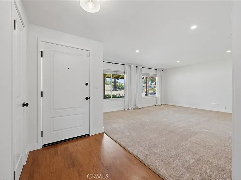 151 E Hilton Ave — Photo 12