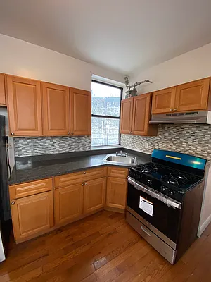 Rented by Houses of New York Realty LLC | media 35