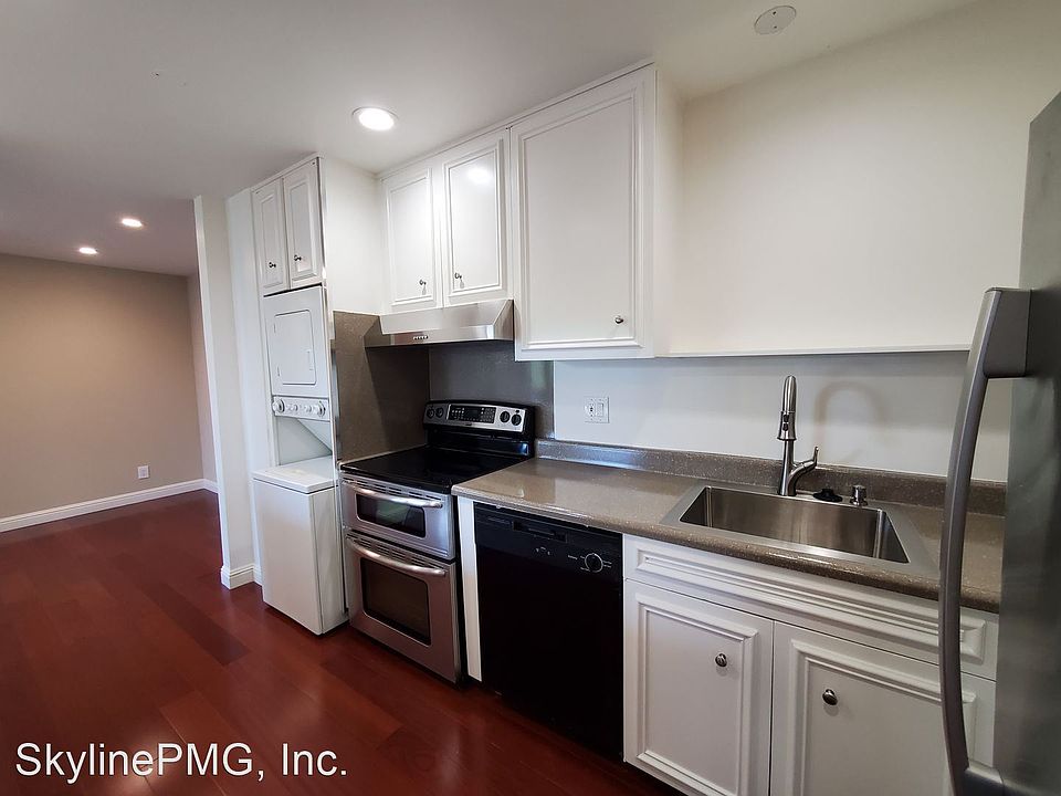 1st image of 2101 Carlmont Dr APT 313
