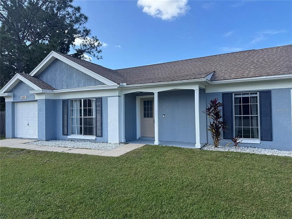 4 bed, 2.0 bath, 1190 sqft, $2,100 — Photo 1