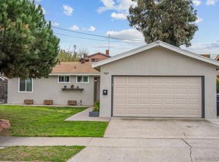 7887 Hunthaven Rd, San Diego, CA 92114