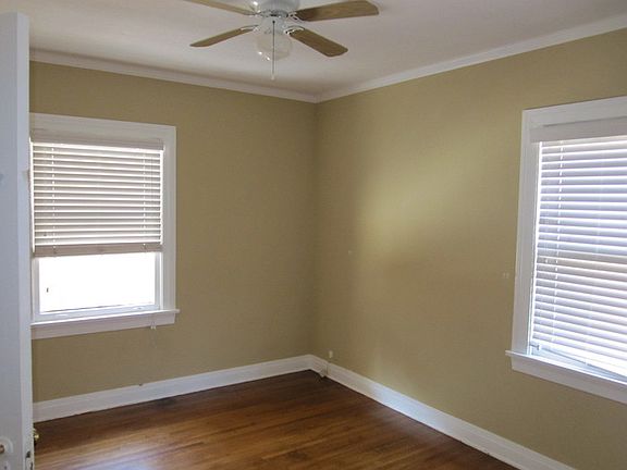 4th image of 558 Rose Ave