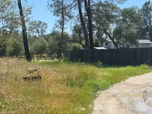 11919 Flintstone Way, Burson, CA 95225