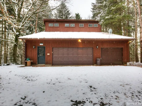 3400 Norvell Rd, Grass Lake, MI 49240