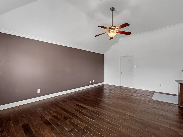 4422 Warwick Dr — Photo 25