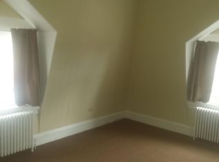 310 Berkeley Ave #2B, Middletown, RI 02842