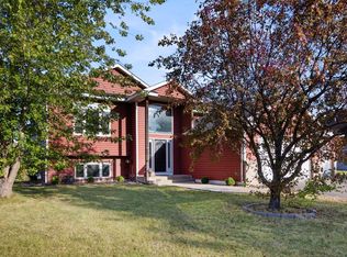 9720 42nd St NE, Saint Michael, MN 55376