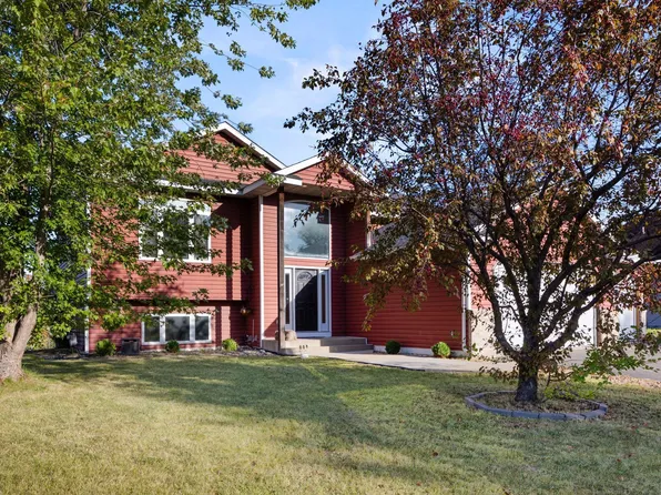 9720 42nd St NE, Saint Michael, MN 55376