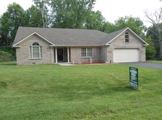 5405 W Quail Run Ln, Madison, IN 47250