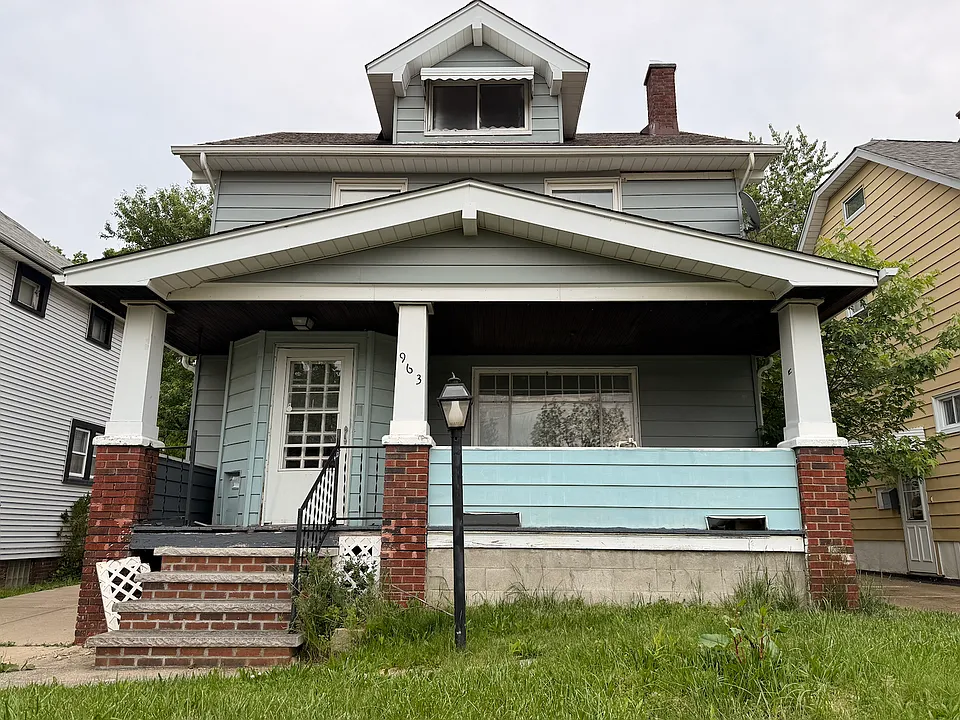 963 Selwyn Rd