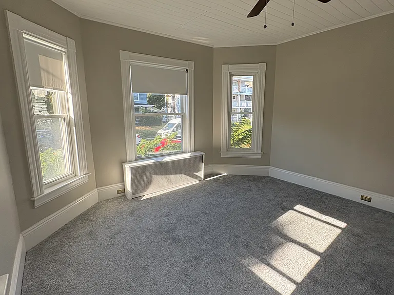 1027 Hayward St #1 — Photo 9