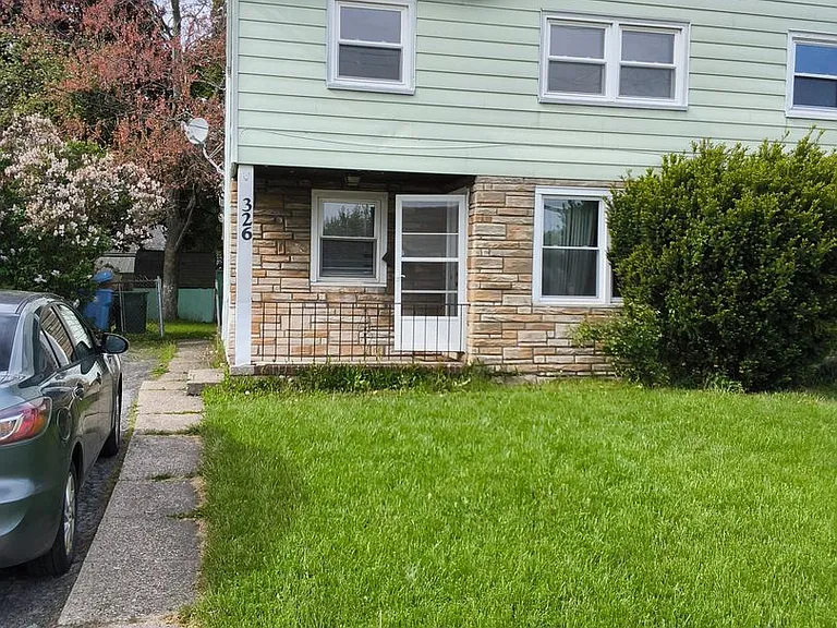 326 Northland Ave — Photo 9