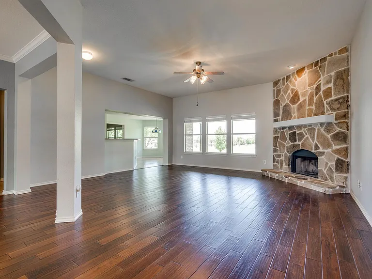 7721 Willow Ridge Dr — Photo 4