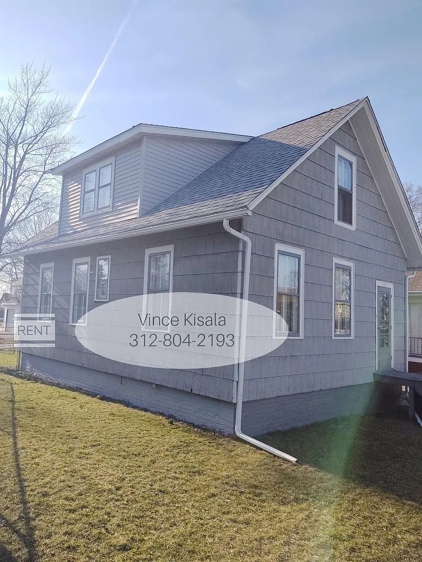 1215 Buffalo St photo 1
