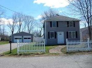 19 Gray Lodge Rd, Kittery, ME 03904