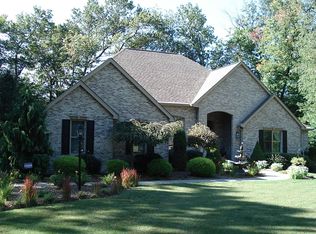 7046 Forrest Trail Rd, Butler, PA 16002