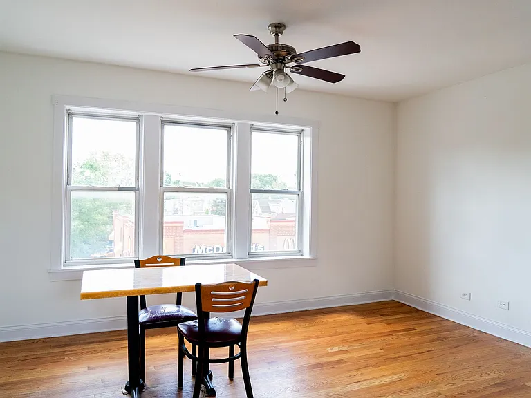 3840 W Lawrence Ave #305 — Photo 6