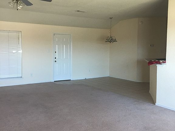 3rd image of 2105 Jake Dr