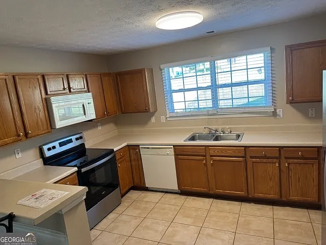 4393 English Loop — Photo 4
