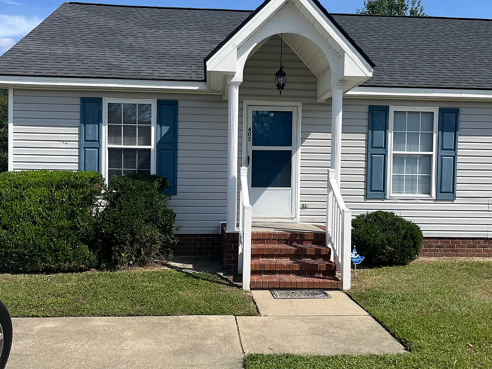 405 W Hooks River Rd