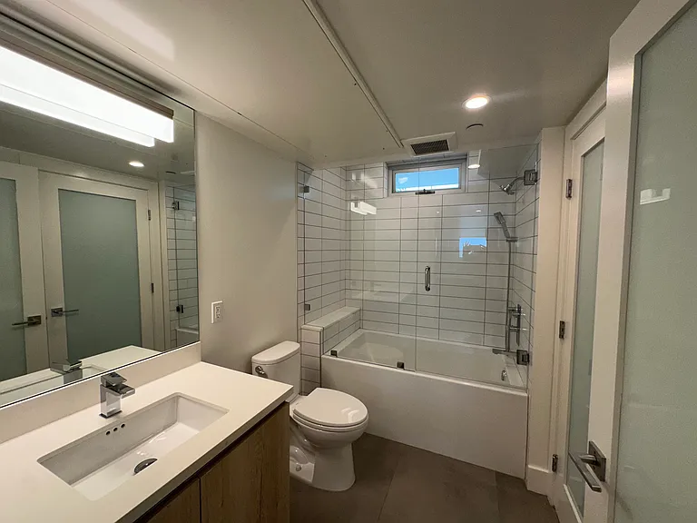 8210 Fountain Ave #A-3 — Photo 16