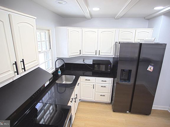 5th image of 9 Wicklow Ct