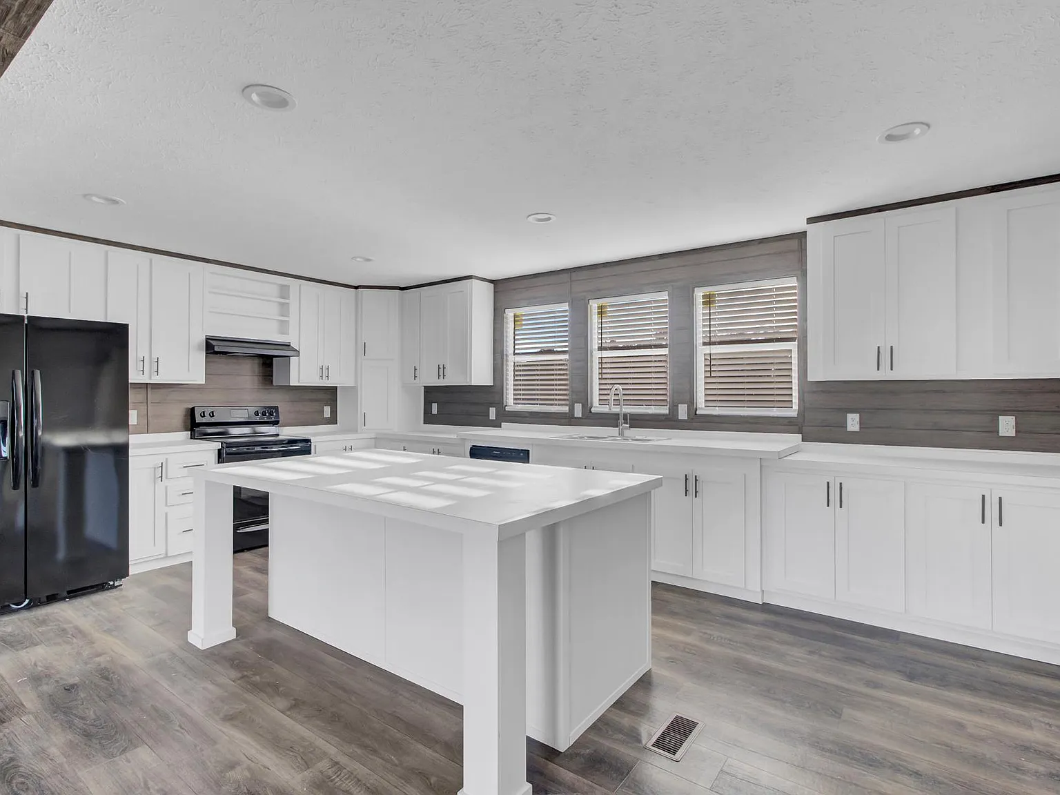 Garden View Estates — Photo 1