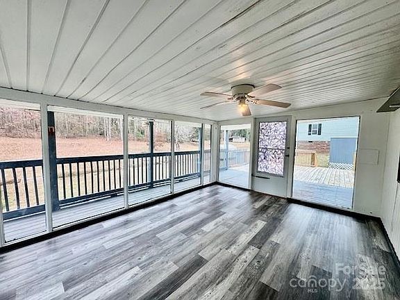 5th image of 350 39th Street Pl SW