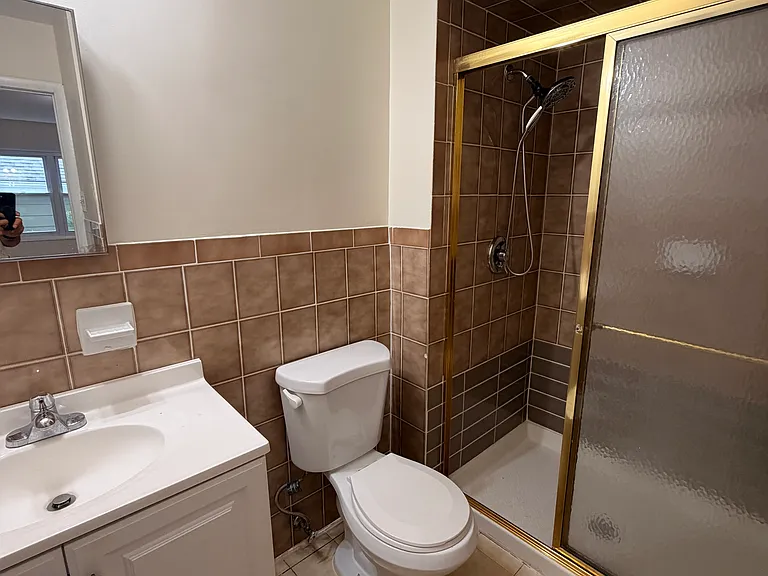 349 Gorge Rd #2 — Photo 9