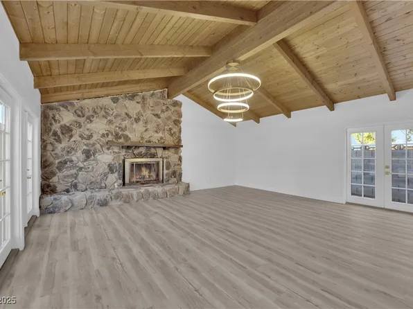 710 Greenway Rd, Henderson, NV 89002