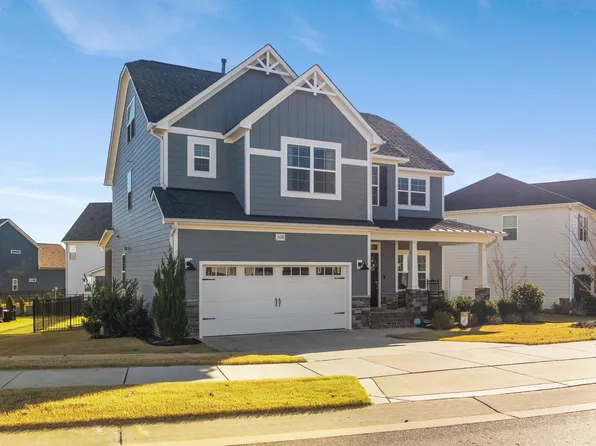 3420 Fontana Lake Dr, Fuquay Varina, NC 27526