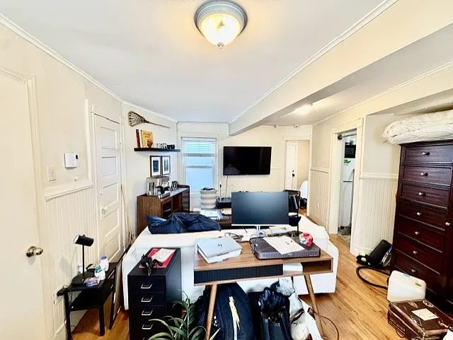 109 Charter St #B — Photo 6