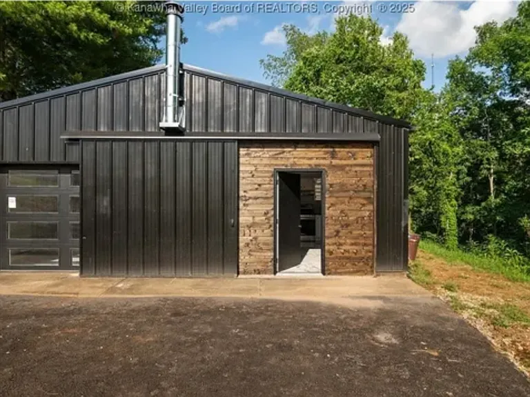 101 Scenic Dr — Photo 10