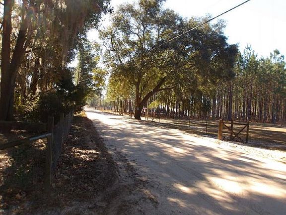 5th image of 1733 Williams Rd