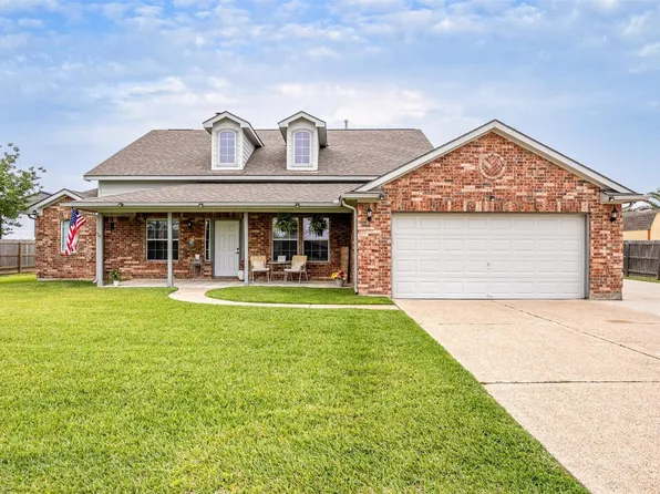 1711 Caroline Ave, Cove, TX 77523