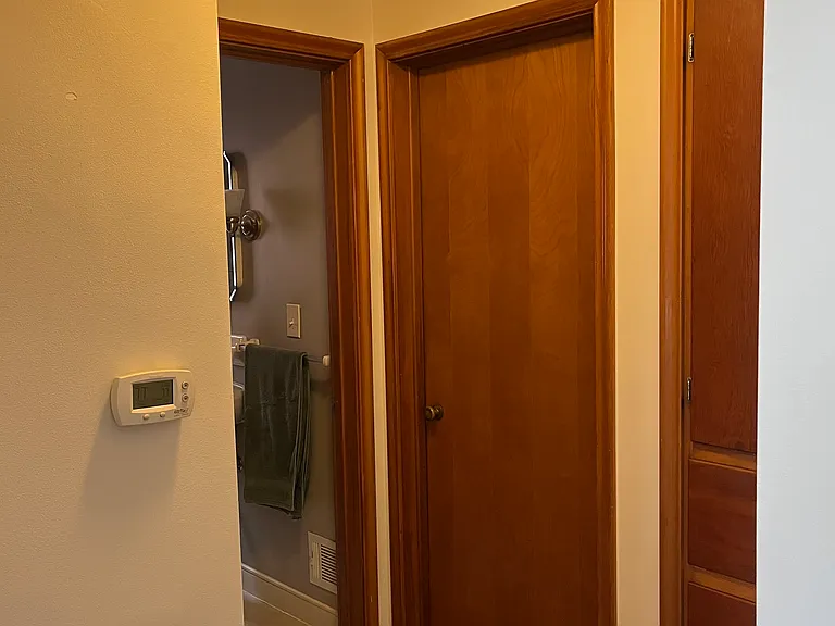 1415 Broadview Ave #B — Photo 16