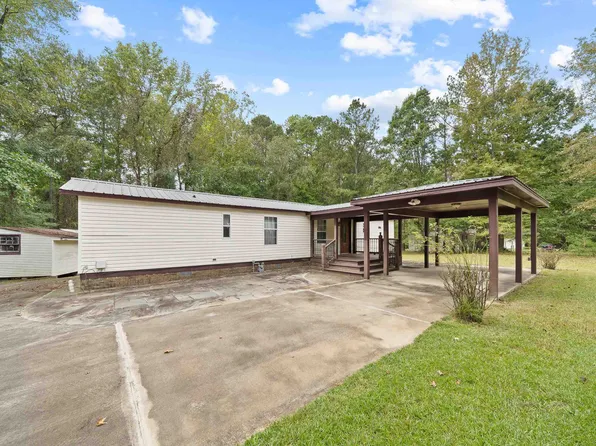 1110 Woodland Ln, Union Point, GA 30669