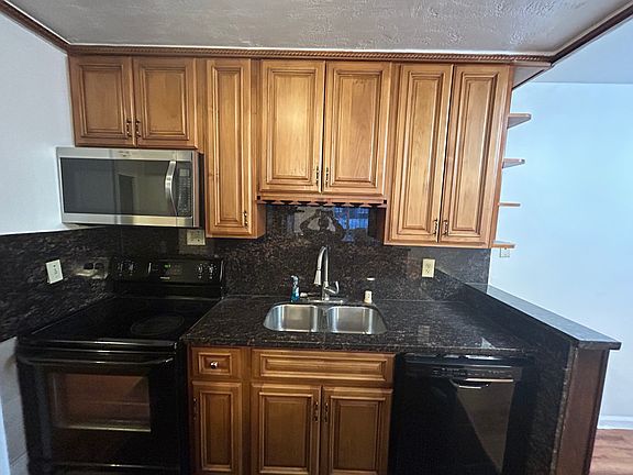 5th image of 385 Jayne Ave APT 110