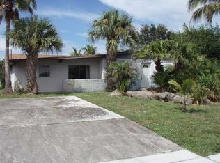 2649 Honey Rd, North Palm Beach, FL 33403