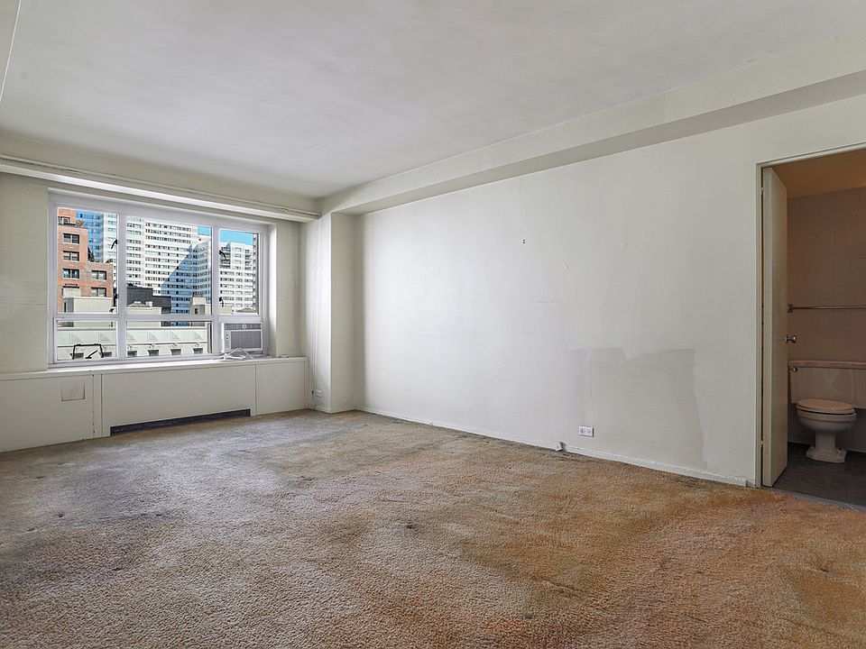 2nd image of 200 E 66th St #C86