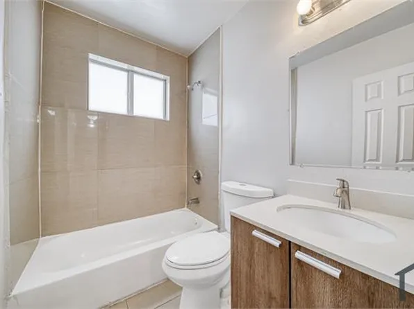 16651 NE 18th Ave #55, Miami, FL 33162