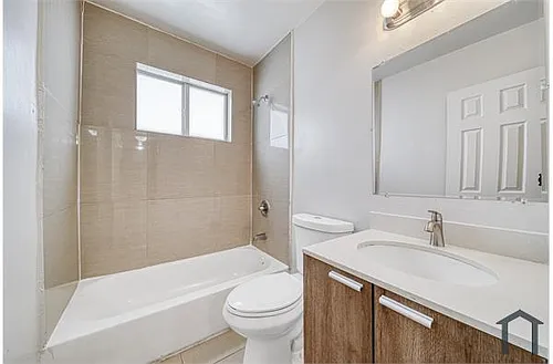 16651 NE 18th Ave #55 Photo 1