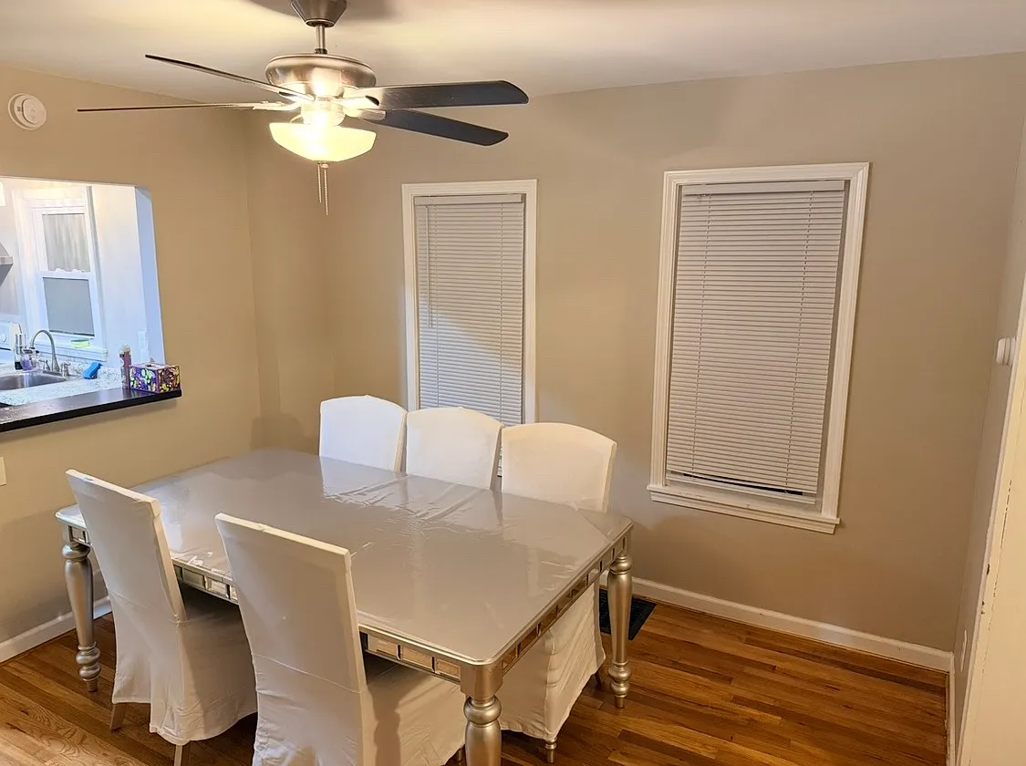 215 Floral Ave — Photo 2