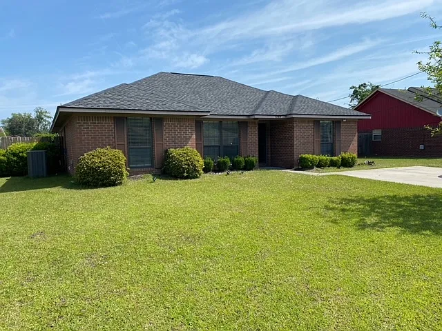 1704 Ashton Dr — Photo 10