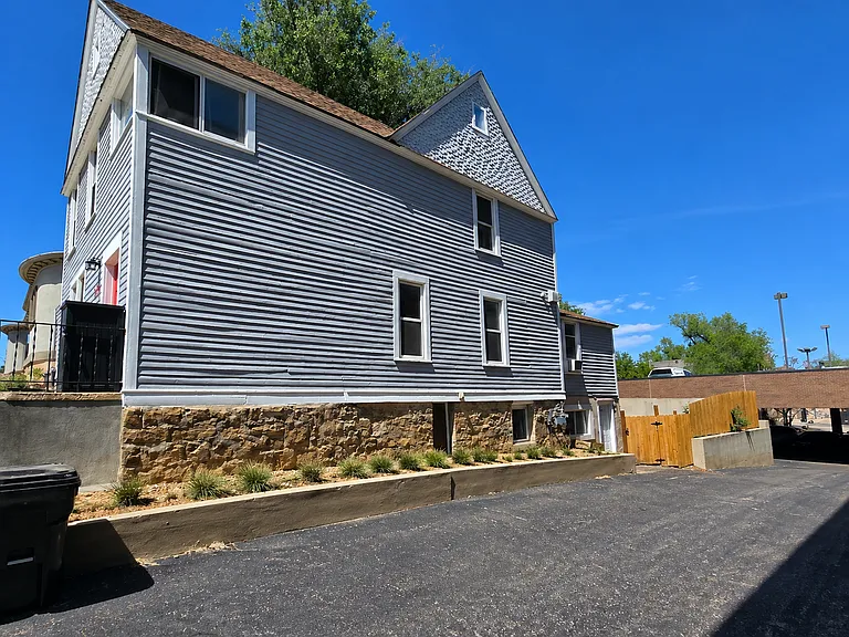 324 E Bijou St #6 — Photo 2