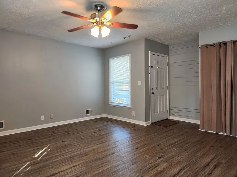 11412 Kendrick Dr — Photo 12