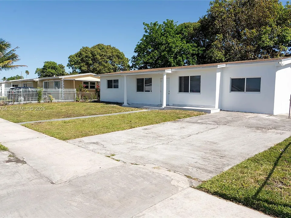 4000 NW 195th St